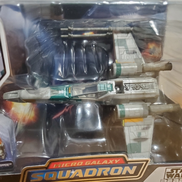 (NEW) Star Wars chase version Hera Syndullas x-wing - Picture 6 of 8